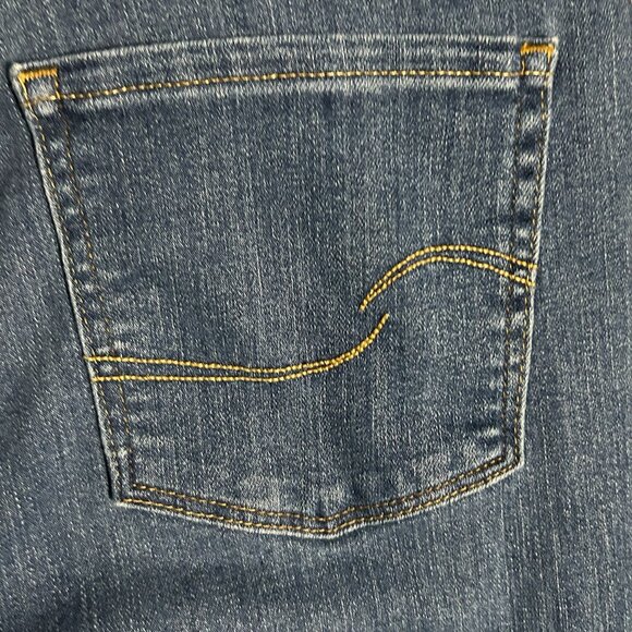 Signature By Levi Strauss Mid-Rise Bootcut Jeans Women's Size 14L - Picture 5 of 8